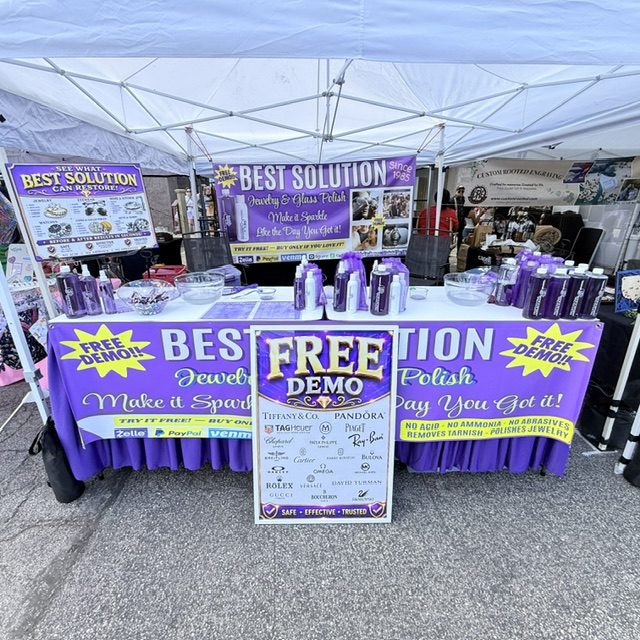 Best Solution booth with Free Demo sign